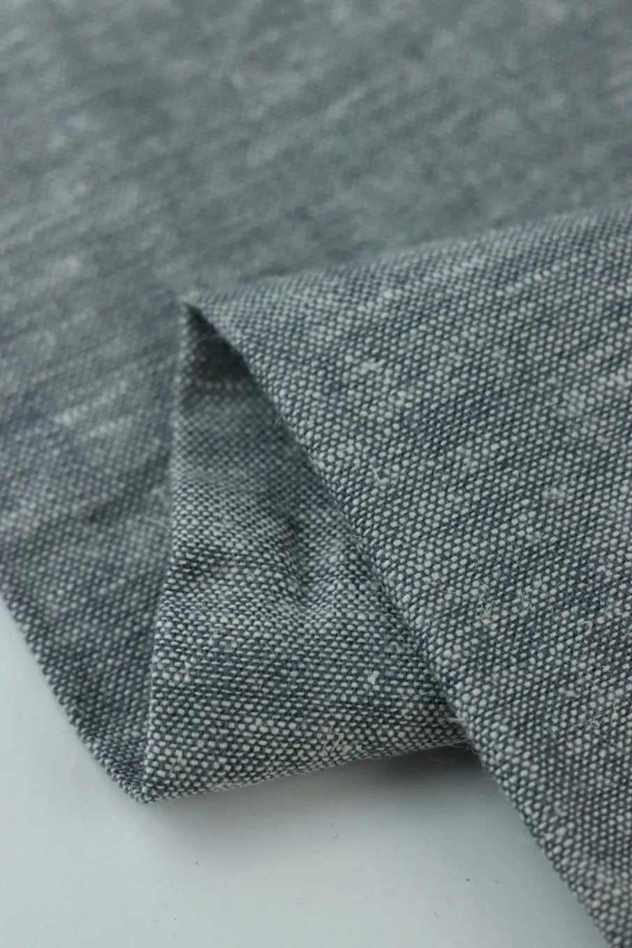 1YD 18IN REMNANT; Grey Marl | Brussels Washer Yarn Dyed Linen | Robert Kaufman