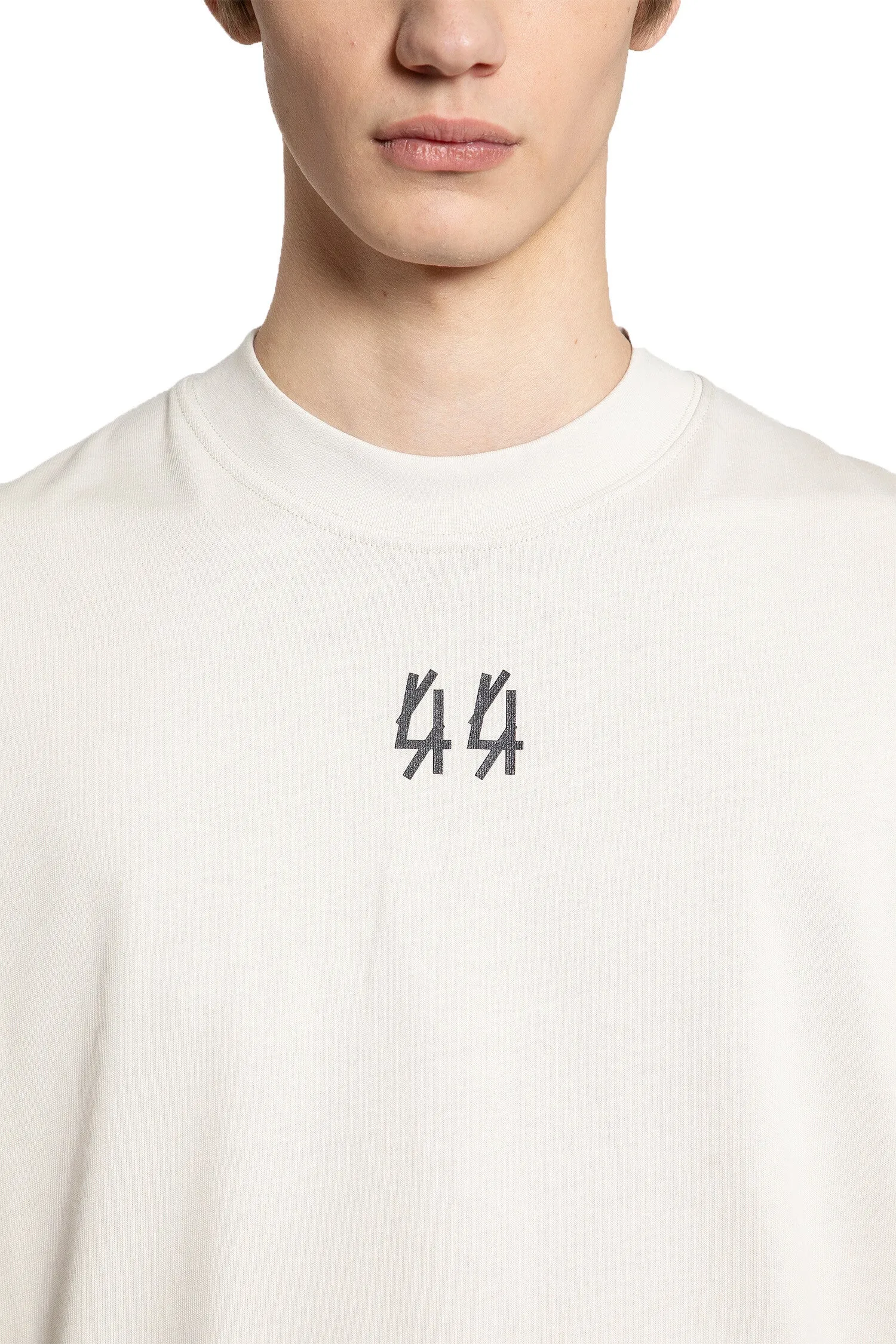 44 LABEL GROUP MAN OFF-WHITE T-SHIRTS & TANK TOPS