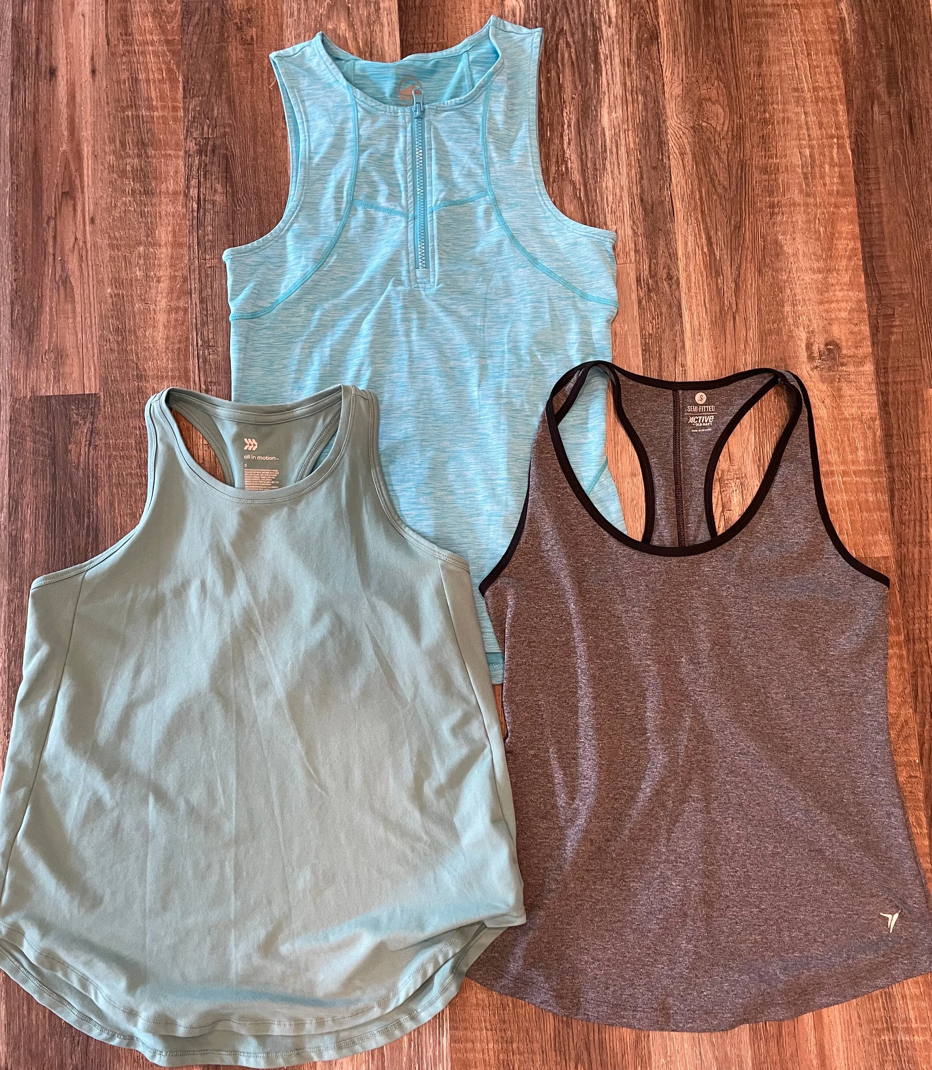 Lot of 3- Womens Athletic Active Tank Tops size small