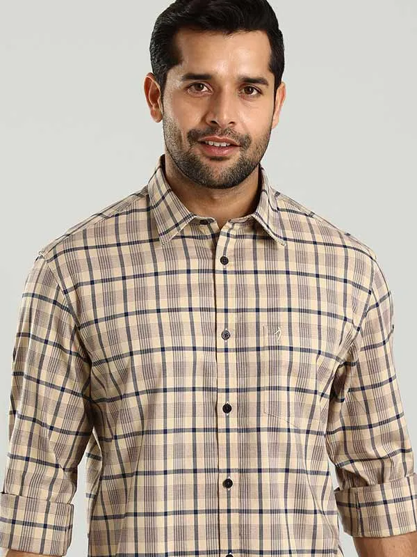 Men Checked Full Sleeve Cotton Shirt