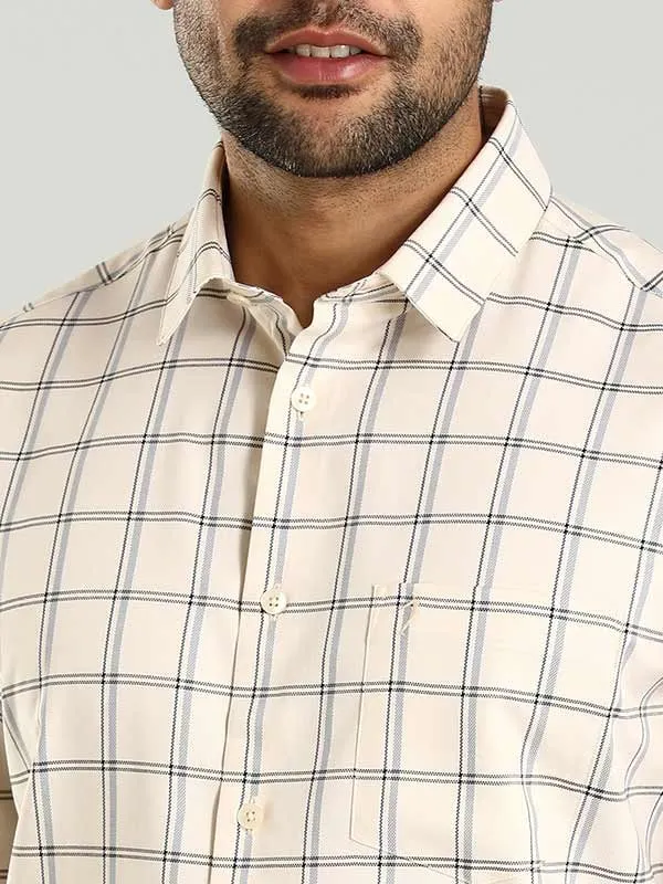 Men Checked Half Sleeve Cotton Shirt