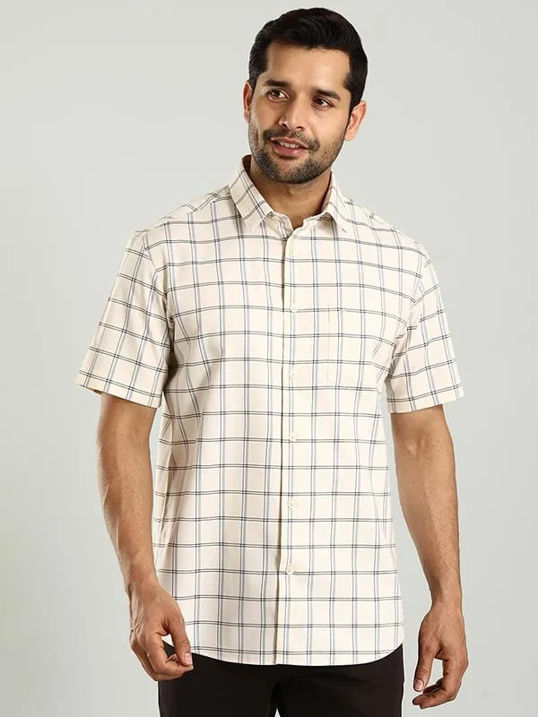 Men Checked Half Sleeve Cotton Shirt