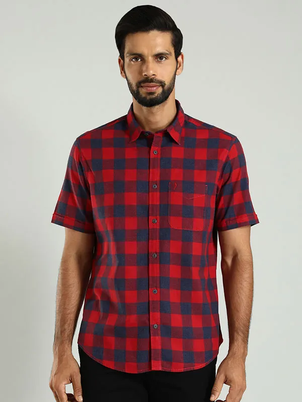 Men Checked Half Sleeve Cotton Shirt